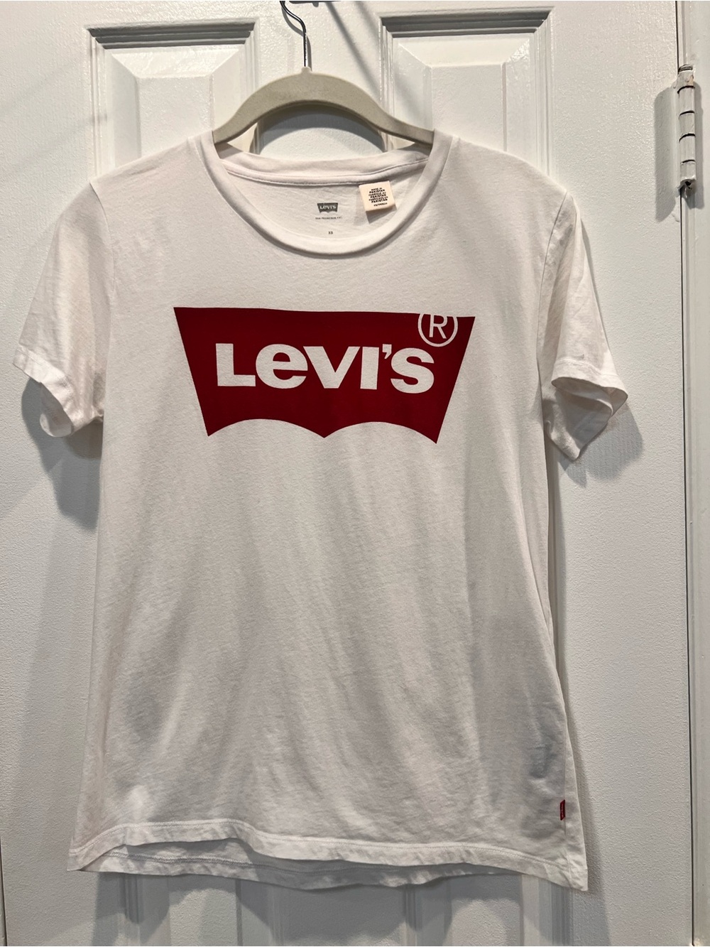 Levi's Women’s Classic Batwing Logo Graphic T-Shirt - White - Size XS